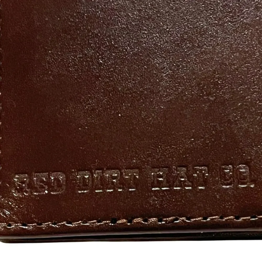 RED DIRT HAT COMPANY Men’s Brown Leather Wallet NEW FAST SHIPPING 3114-23